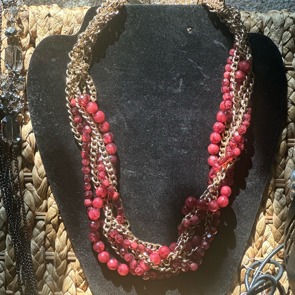 Layered Red Beaded & Gold Chain Statement Necklace – Bold Glam Style